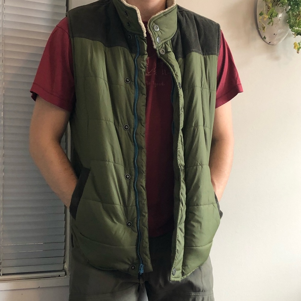 PrAna men’s green vest